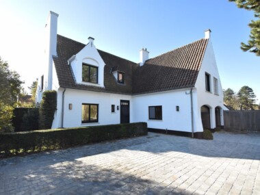 Villa jumelée rénovée située près du Zwin et du Tennis