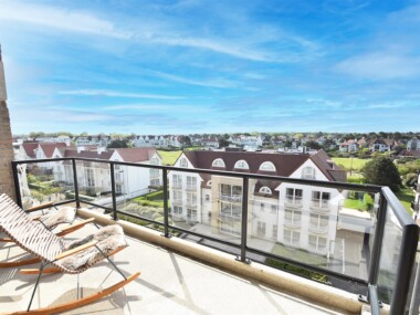 Appartement en duplex luxueusement rénové au cœur du Zoute