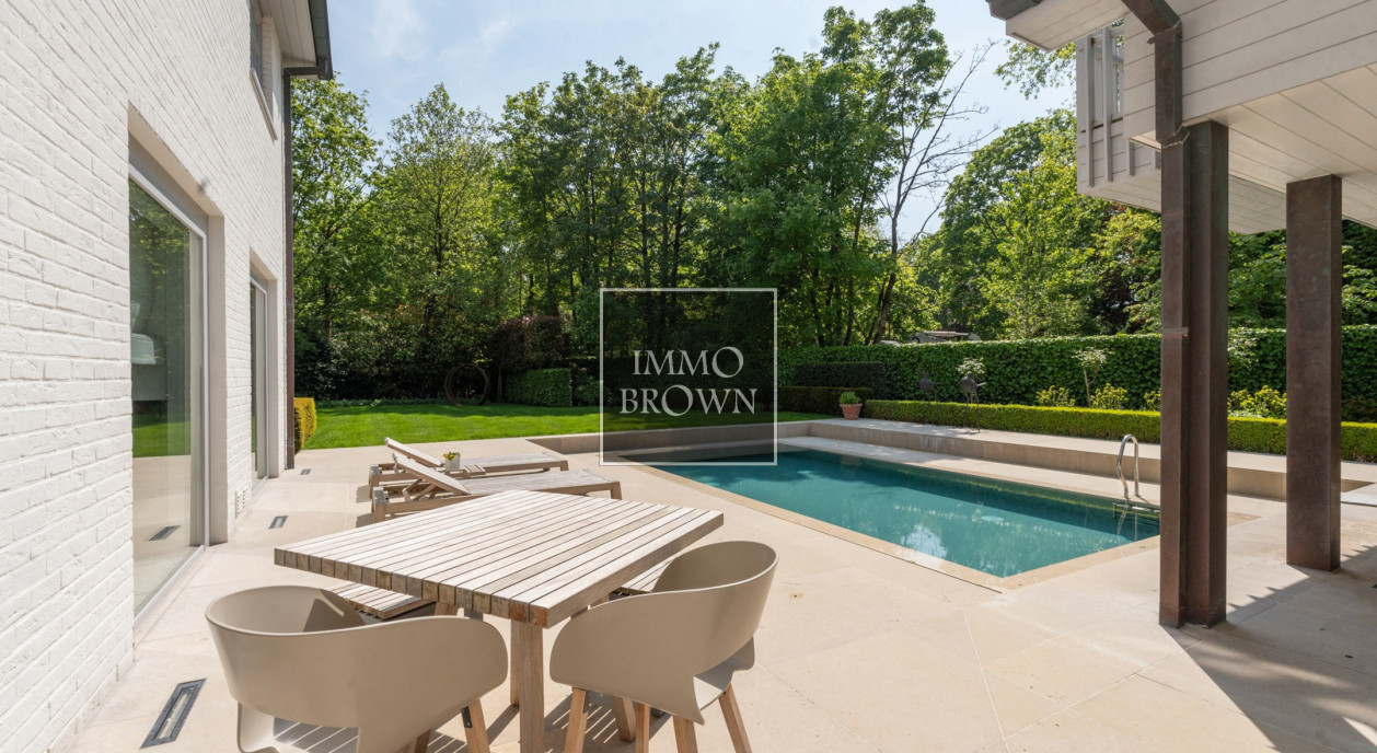 riante-zoute-villa-zonnige-tuin-met-zwembad-5980265-202511161826-3