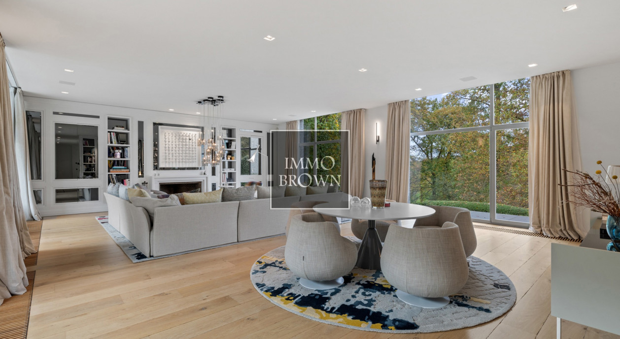 modernistische-villa-6314145-202511161806-1