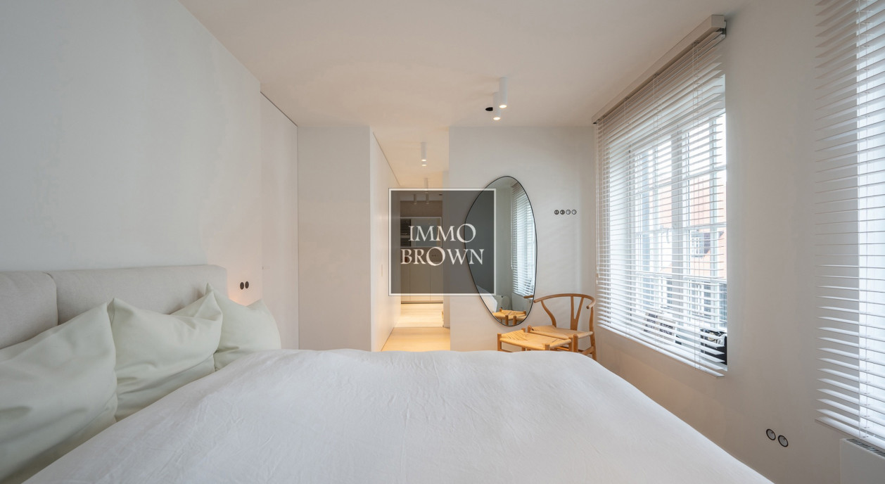 zeer-luxueus-afgewerkte-woning-te-koop-6620003-202511161754-11