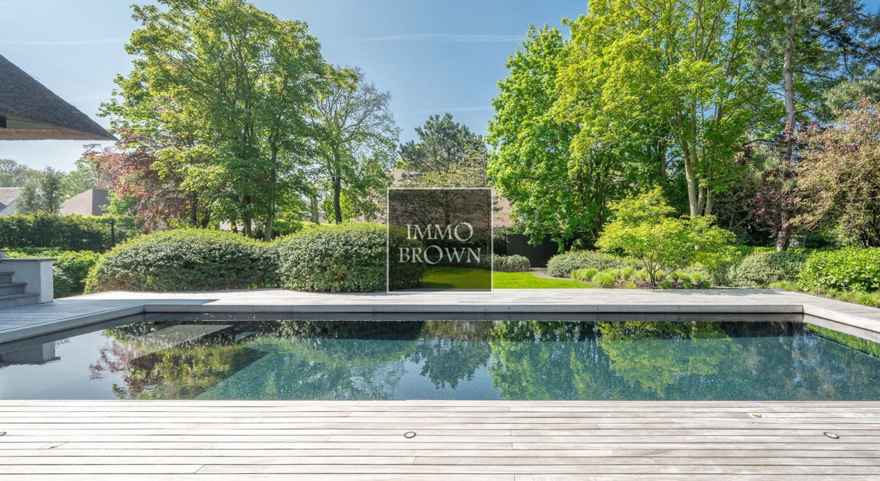 luxueuze-villa-op-een-gegeerde-locatie-6810447-202511161734