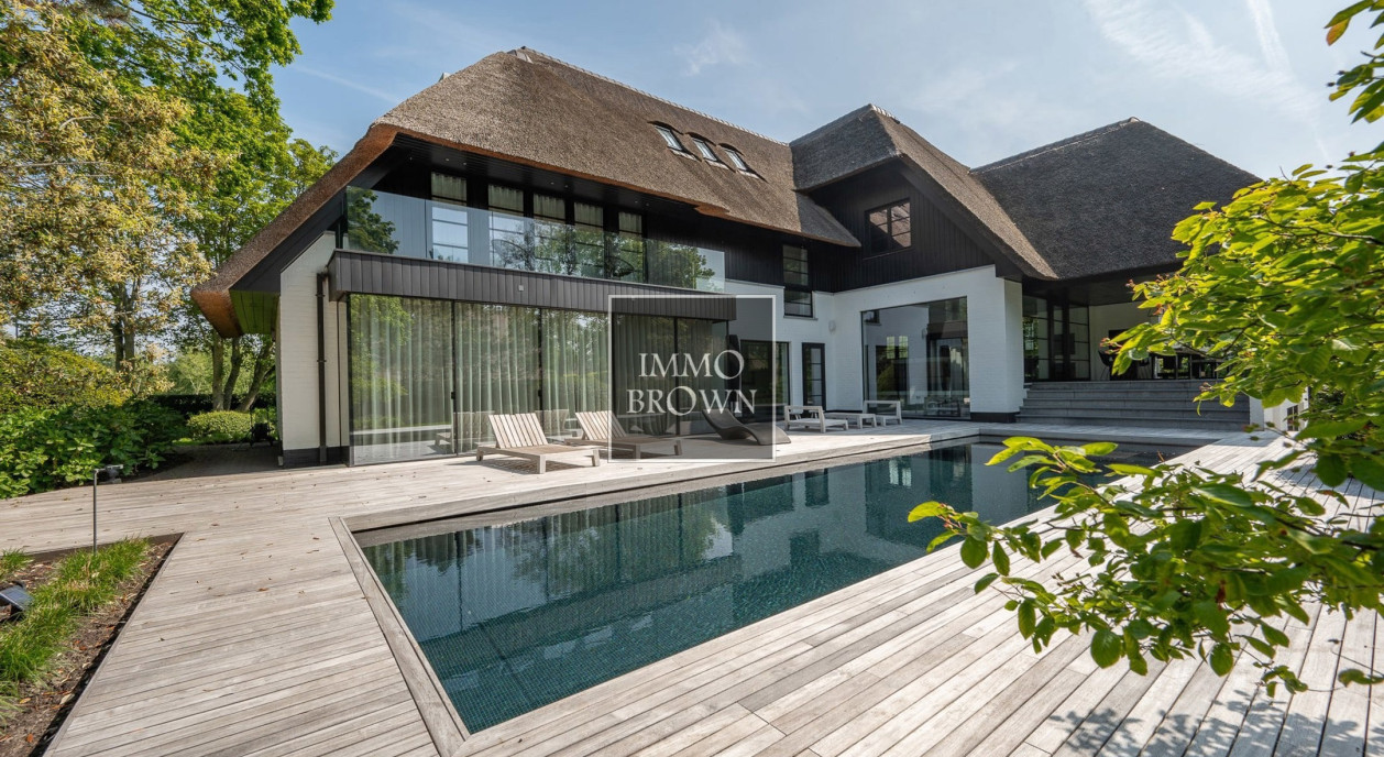 luxueuze-villa-op-een-gegeerde-locatie-6810447-202511161734-3