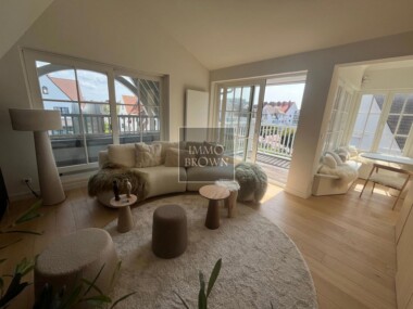 Zonnige penthouse vlakbij het strand