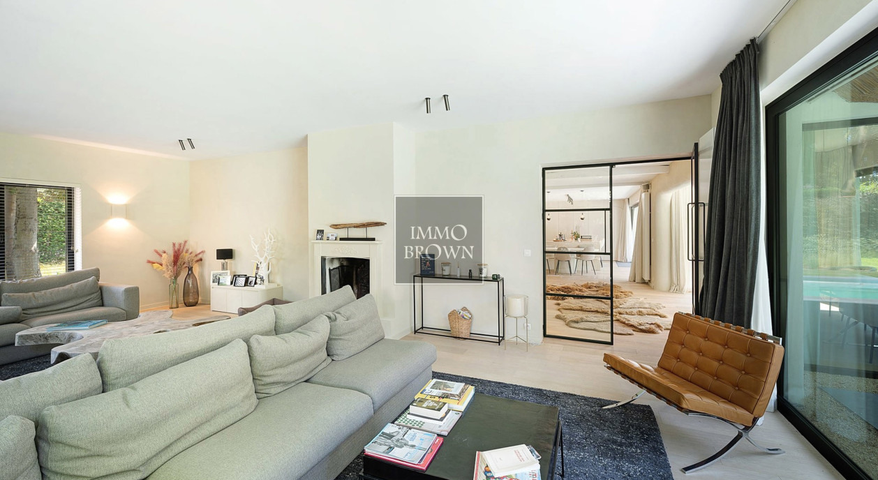 gerenoveerde-villa-met-zwembad-op-topligging-in-het-zoute-7002870-202511161722-17