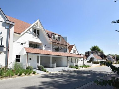 Recente gemeubelde woning met open zichten