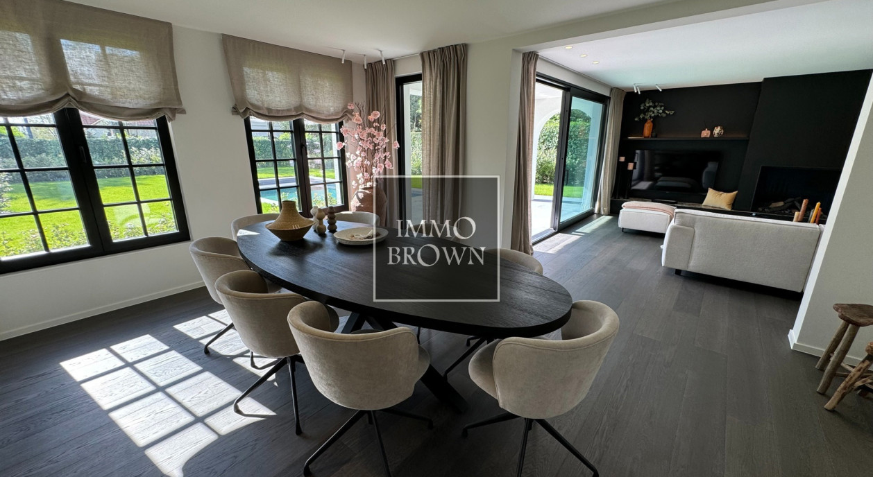 prachtig-vernieuwde-villa-met-zwembad-7257638-202511161628-8