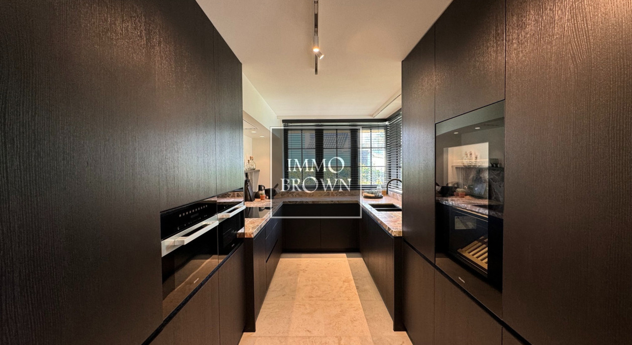 prachtig-vernieuwde-villa-met-zwembad-7257638-202511161629-9