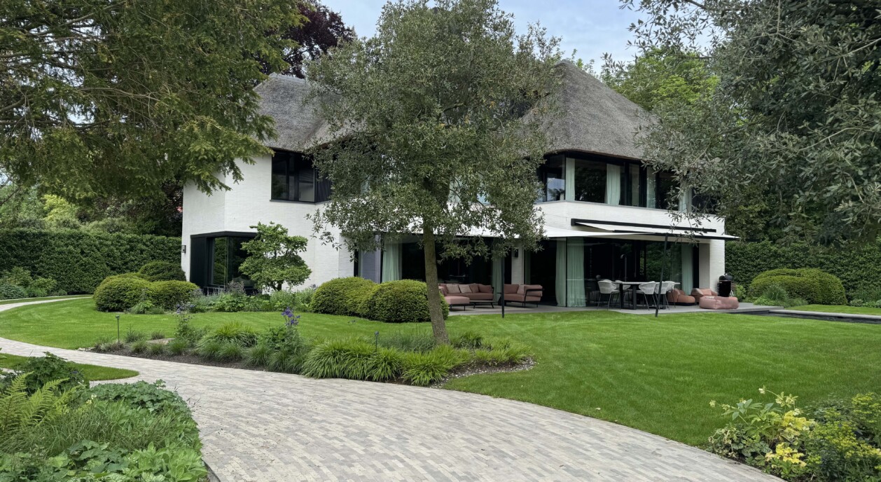 Verkochte villa aan de Meidoornlaan in Knokke-Het Zoute, gerealiseerd door Immo Brown