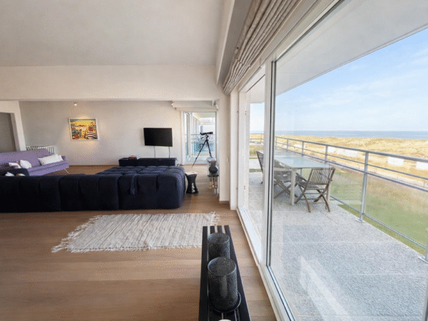 Appartement digue piétonne vue mer frontale | 4 chambres | 2 garages