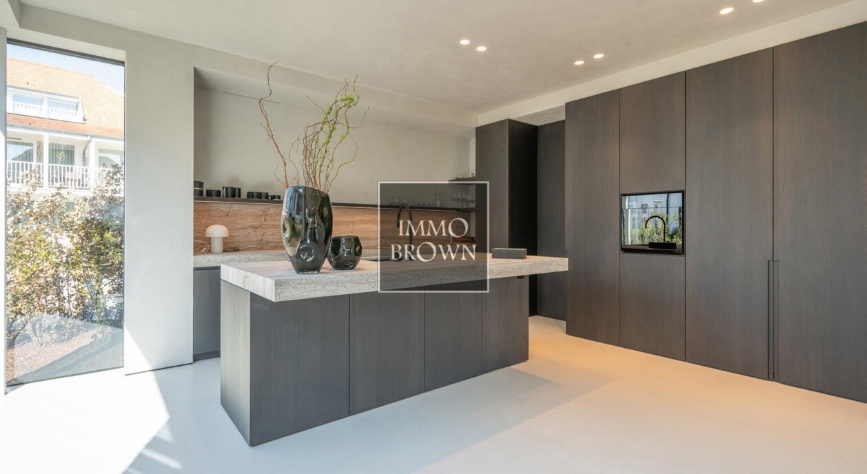 nieuwbouw-zongerichte-tuin-met-zwembad-7636437-202603301803-7