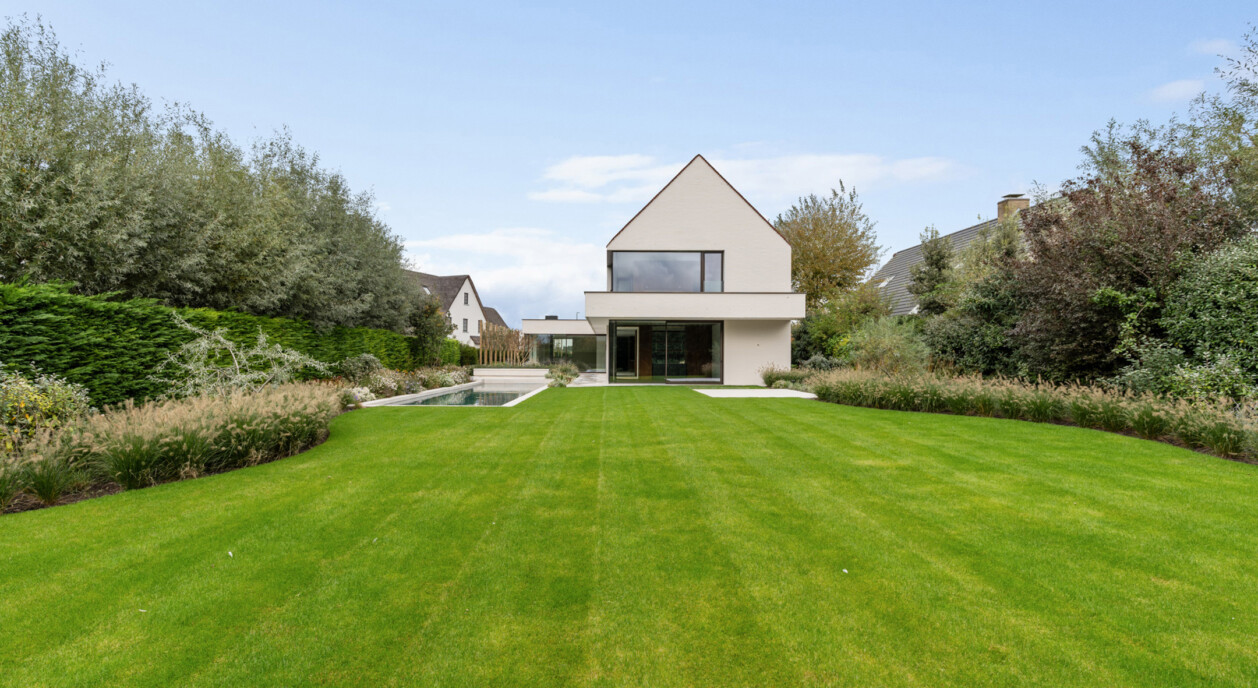 nieuwbouw-zwembad-garage-mooie-tuin-7654960-202605110948-17
