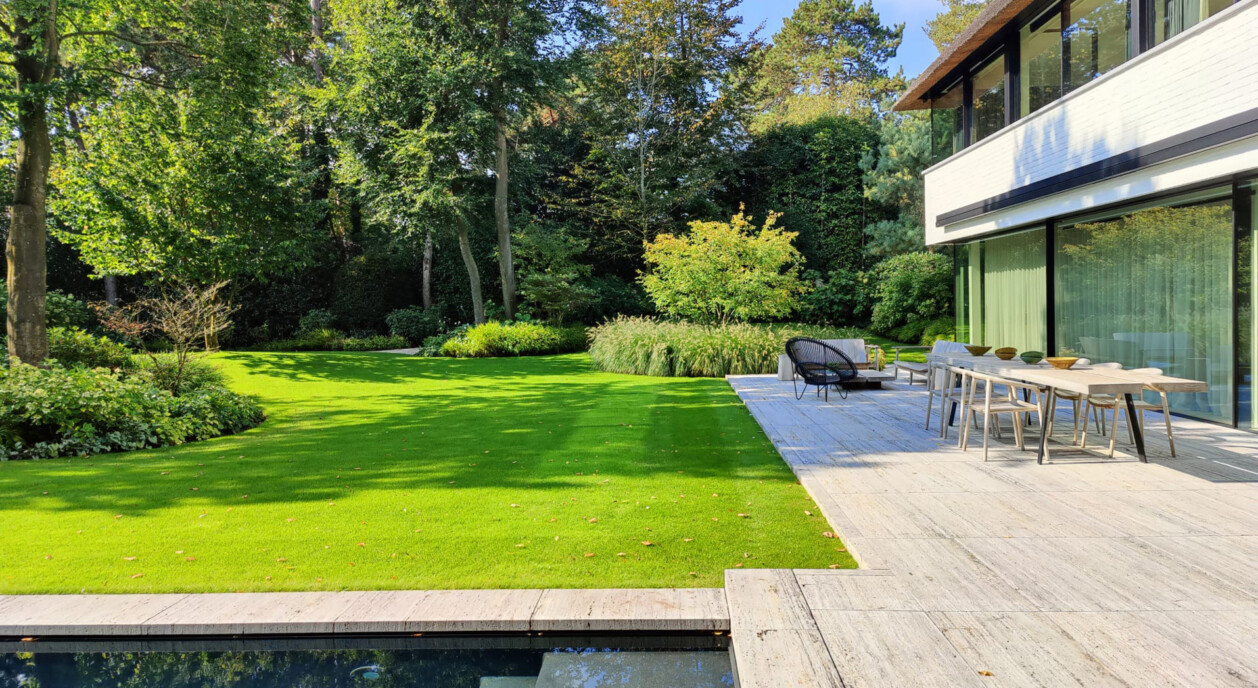 uitzonderlijke-afwerking-rustig-aangelegde-tuin-zwembad-7646762-202605081134-8