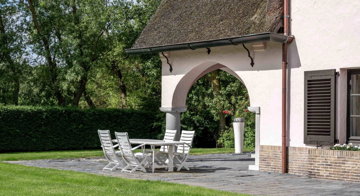 unieke-roze-hoeve-landhuis-zwin-7655674-202604141511-10