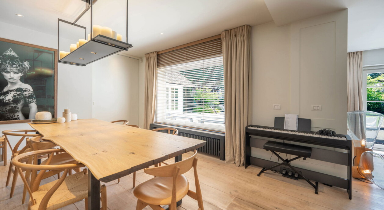 zuid-gerichte-tuin-zwembad-7671892-202607071110-12