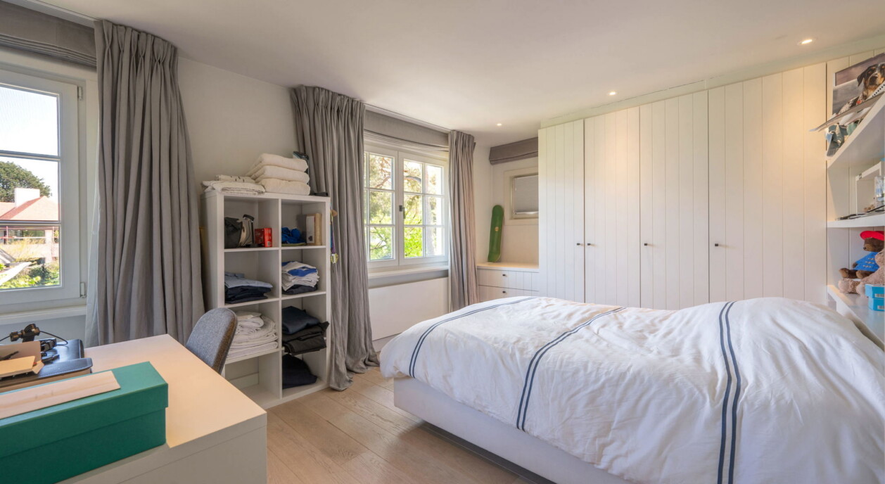 zuid-gerichte-tuin-zwembad-7671892-202607071110-20