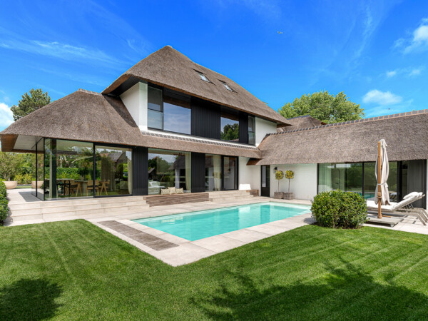 Beukendreef pool poolhouse