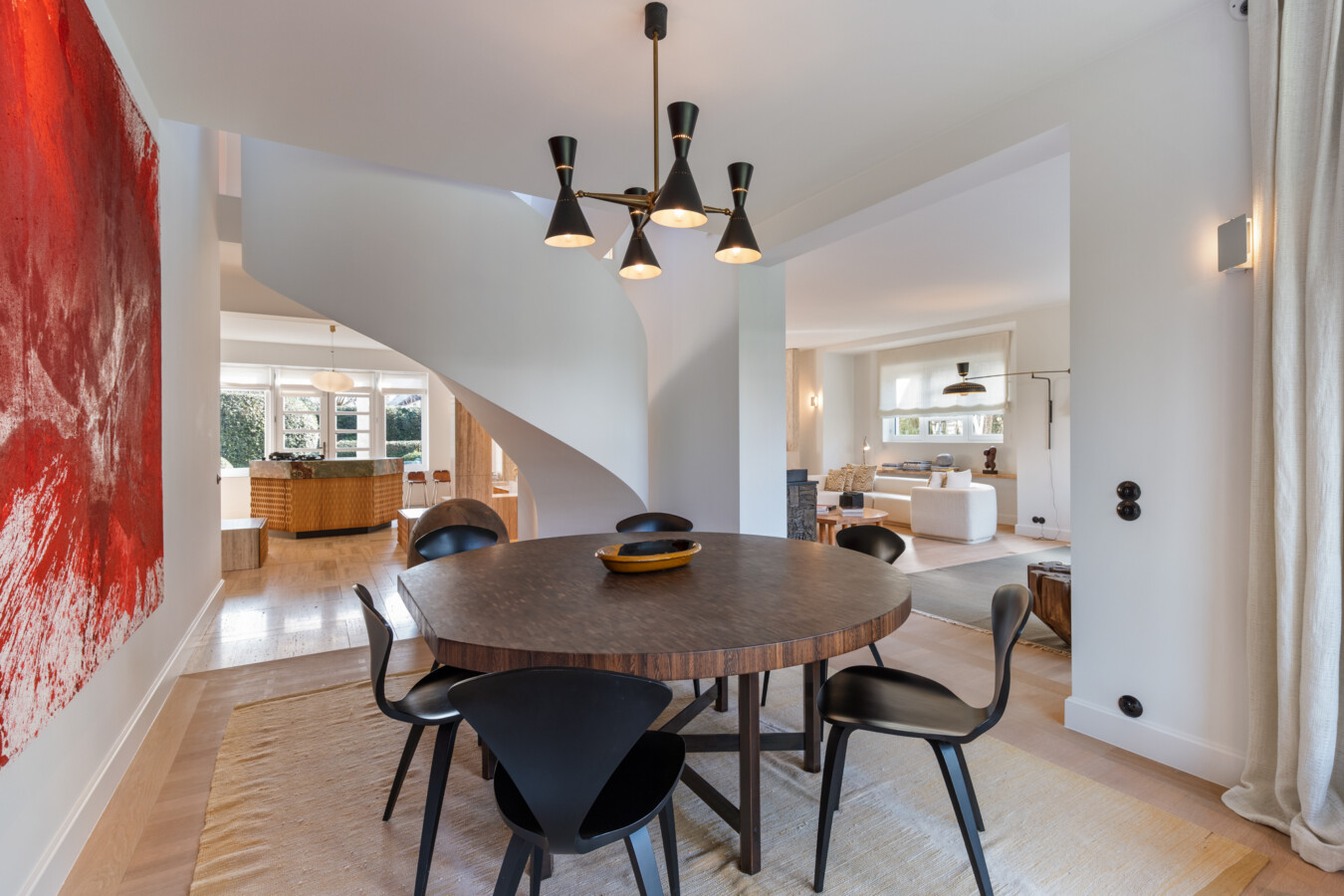 Uitzonderlijke leefkeuken in een luxe villa te koop in Knokke.