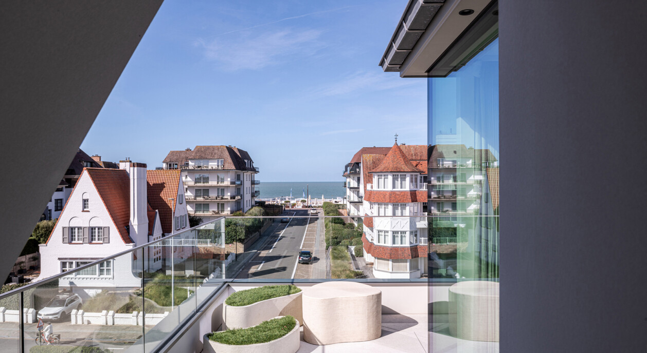 dakterras-verwarmd-zwembad-7883619-202610021832-9