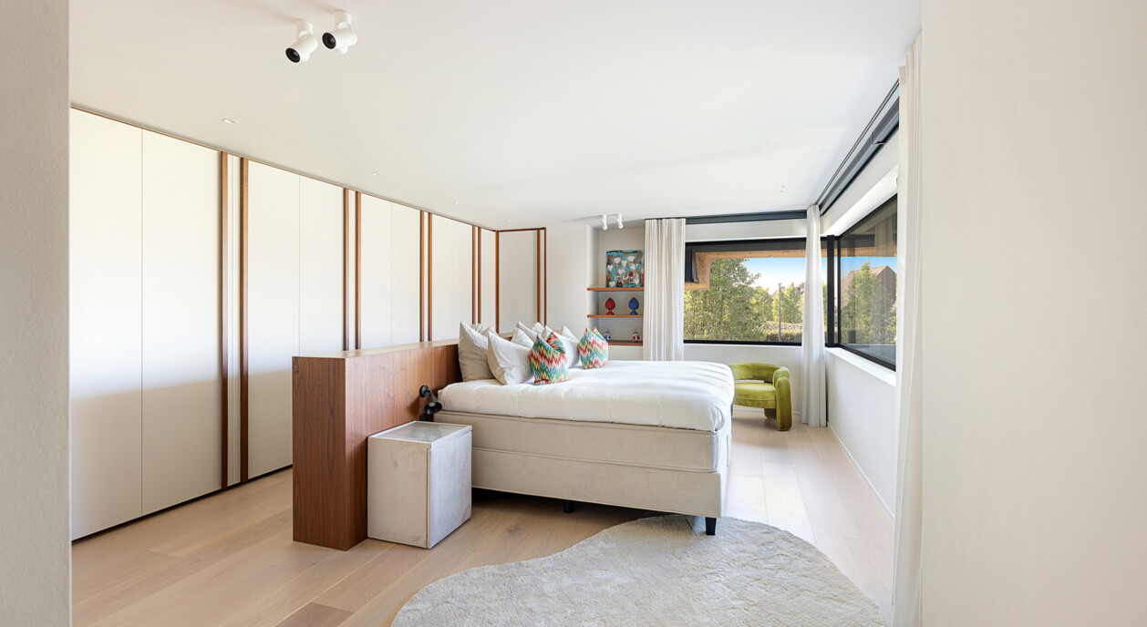 zwembad-moderne-villa-7899322-202610091133-19