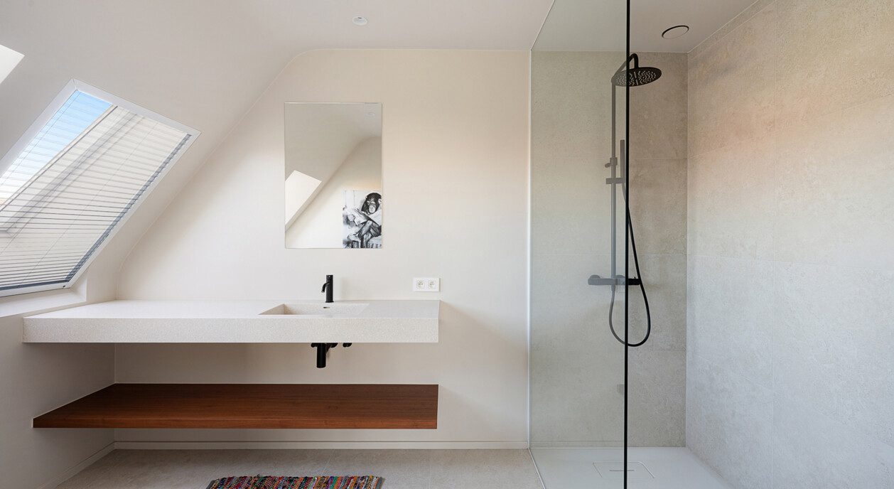 zwembad-moderne-villa-7899322-202610091133-21