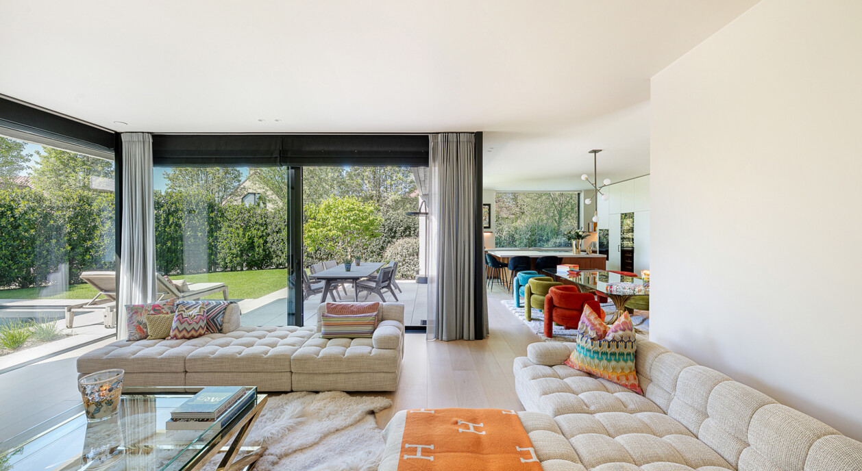 zwembad-moderne-villa-7899322-202610091133-6